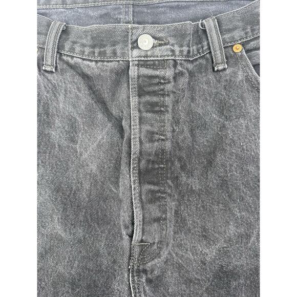 LEVI LEVIS 501 STRAIGHT MENS BLACK DENIM BUTTON FLY JEANS SIZE 42 X 32 RED TAB - Picture 4 of 7